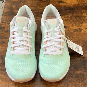 Reebok Nano X4 Athletic Shoes with Breathable Mesh and Modern Design